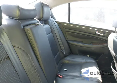 2010 Hyundai Genesis 4.6 from USA, damaged, VIN KMHGC4DF8AU069973